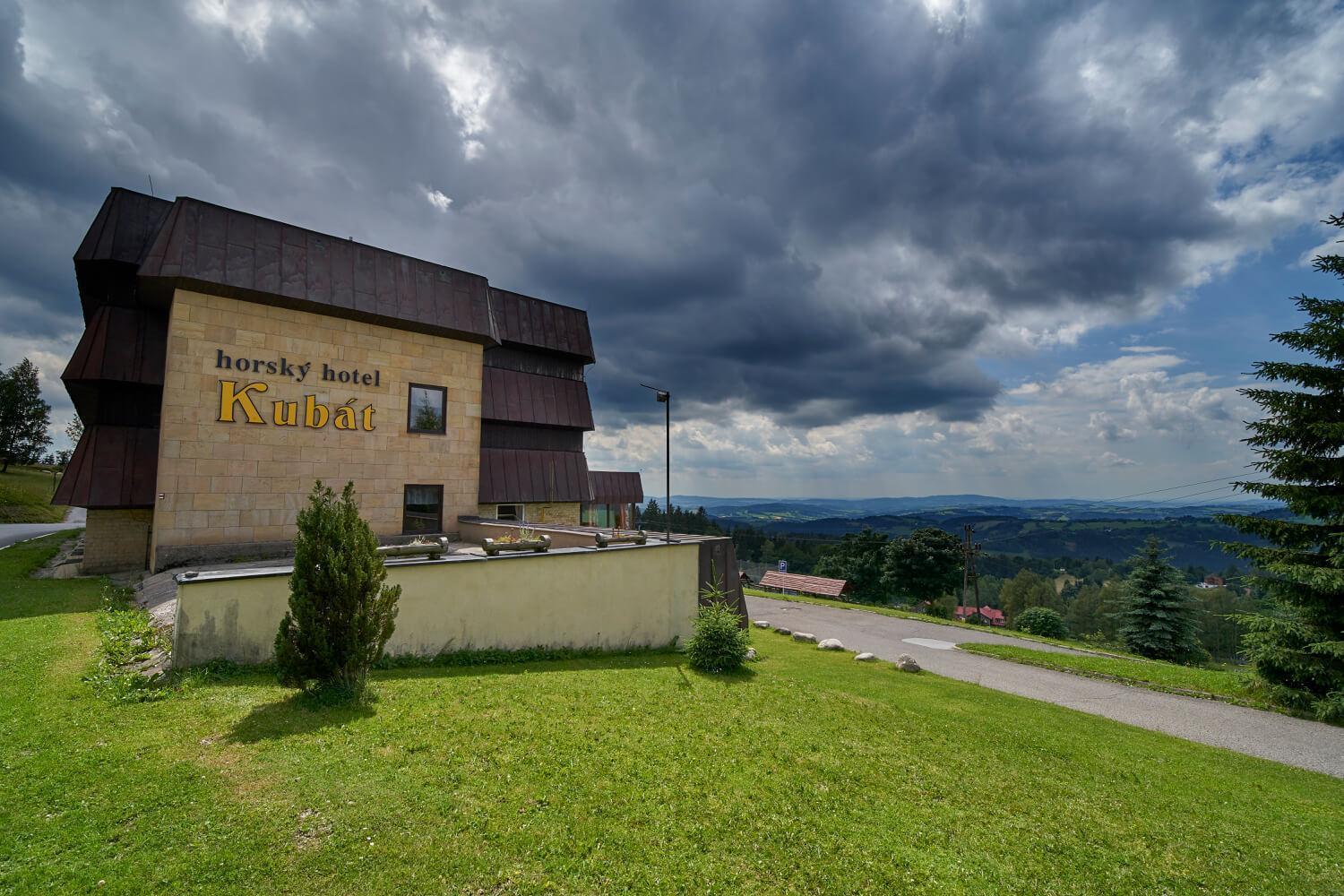 Horsky Hotel Kubat Benecko Exterior foto